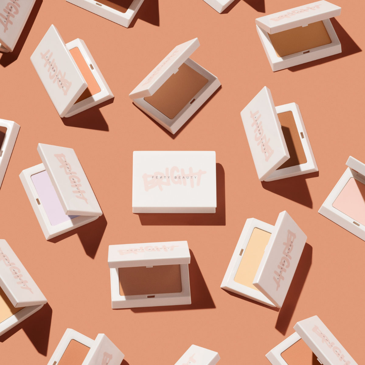 BRIGHT FIX BRIGHTENING (POLVO FIJADOR COMPACTO)